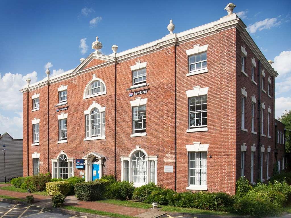 Travelodge Birmingham Кингсвинфорд Экстерьер фото