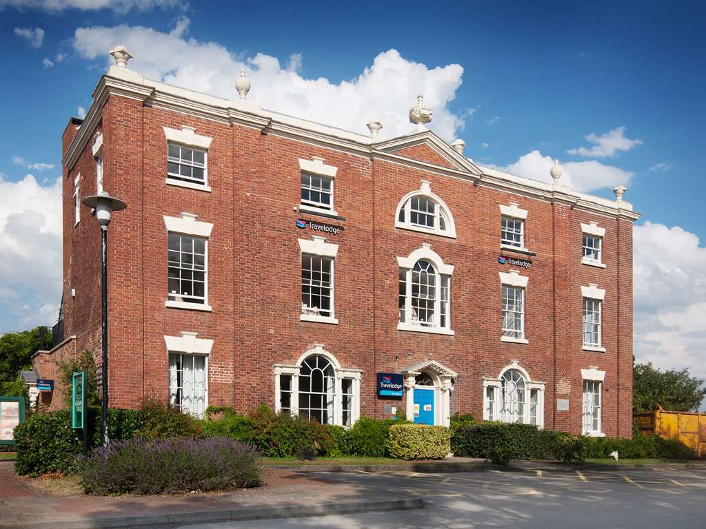 Travelodge Birmingham Кингсвинфорд Экстерьер фото