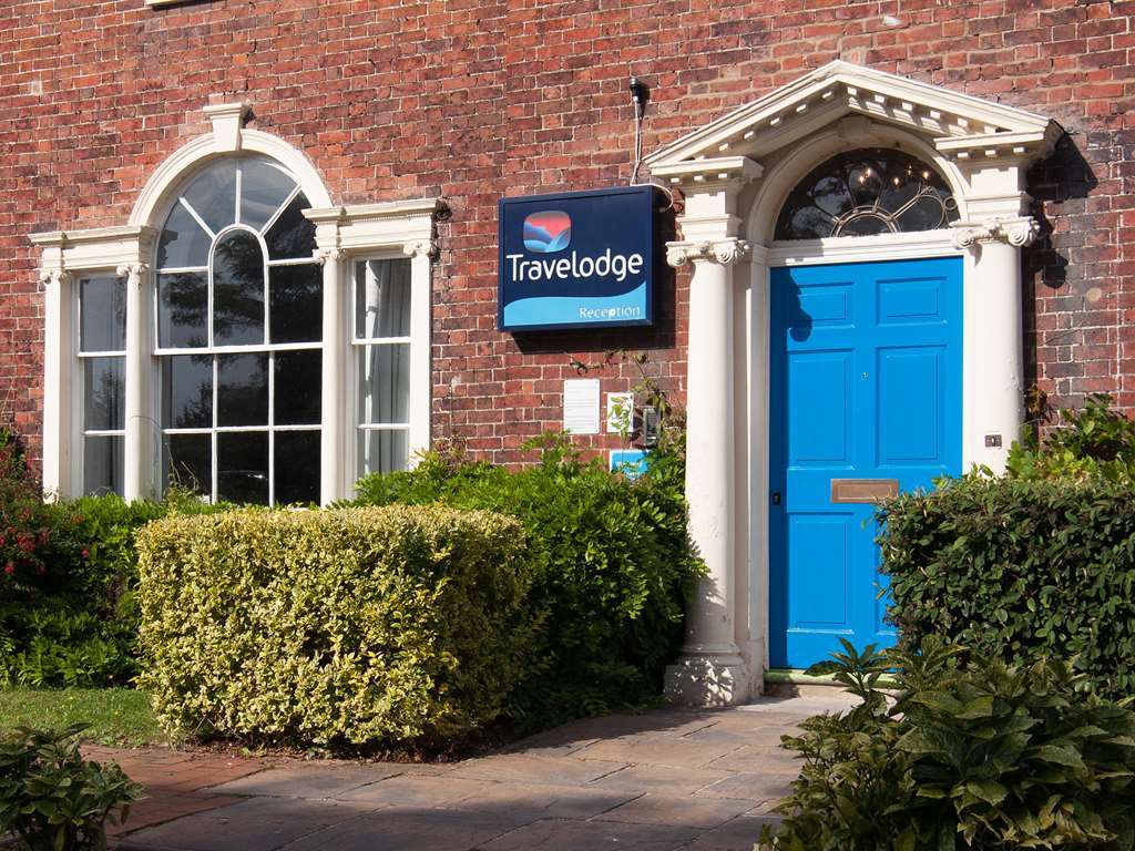 Travelodge Birmingham Кингсвинфорд Экстерьер фото